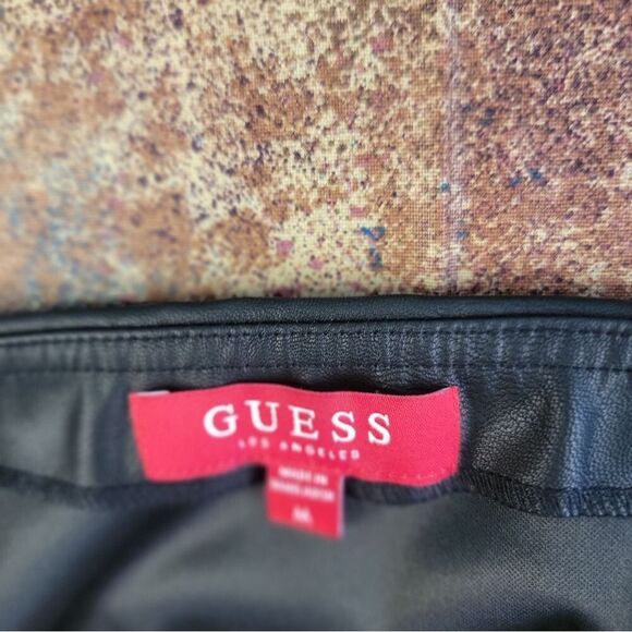 Guess Skirt Women's Medium Black Mini Skirt Lexie Flounce Faux Leather Zipper - Picture 3 of 10